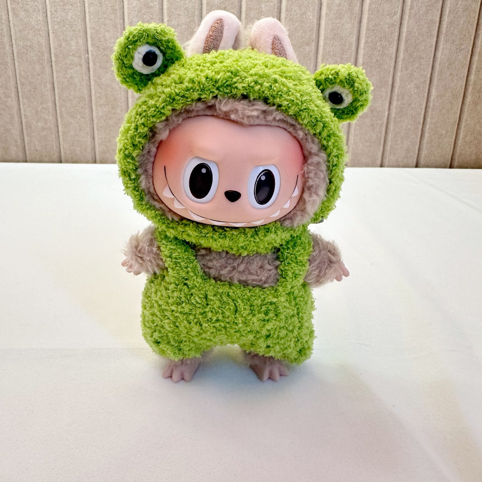 handmande clothes for pop mart labubu Vinyl Plush Doll 17cm available (1)
